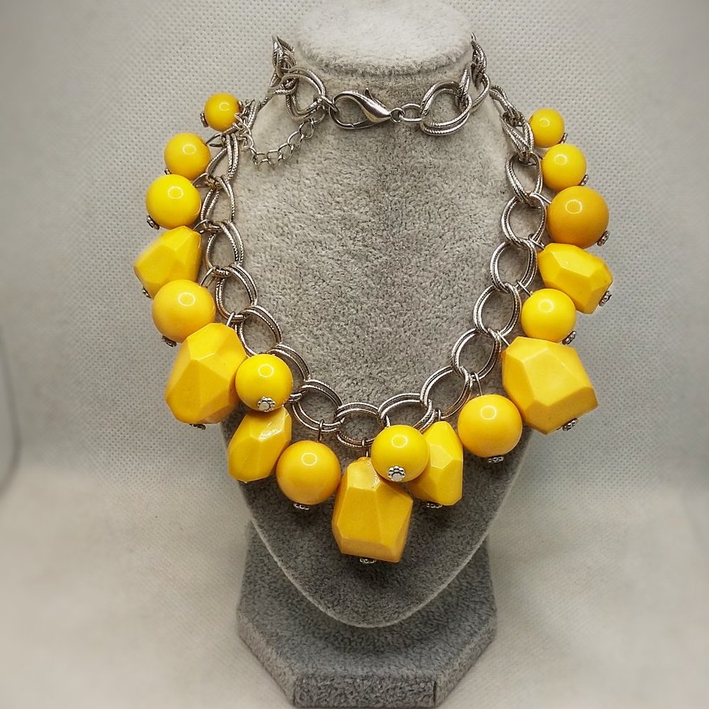 Gorgeously Globetrotter necklace